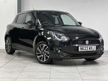 Used Suzuki Swift 2023 for sale - 76926436: Photo