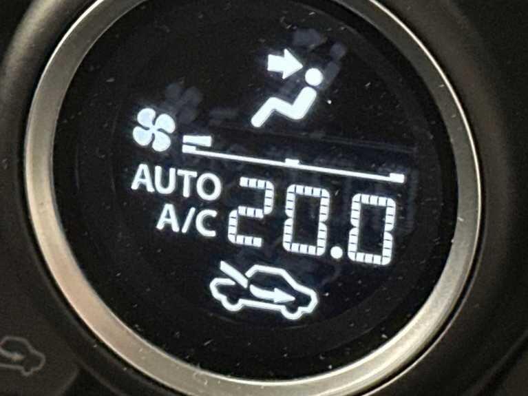 Used Suzuki Swift 2023 for sale - 76926436: Photo 38