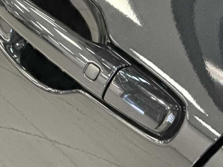 Used Suzuki Swift 2023 for sale - 76926436: Photo 9