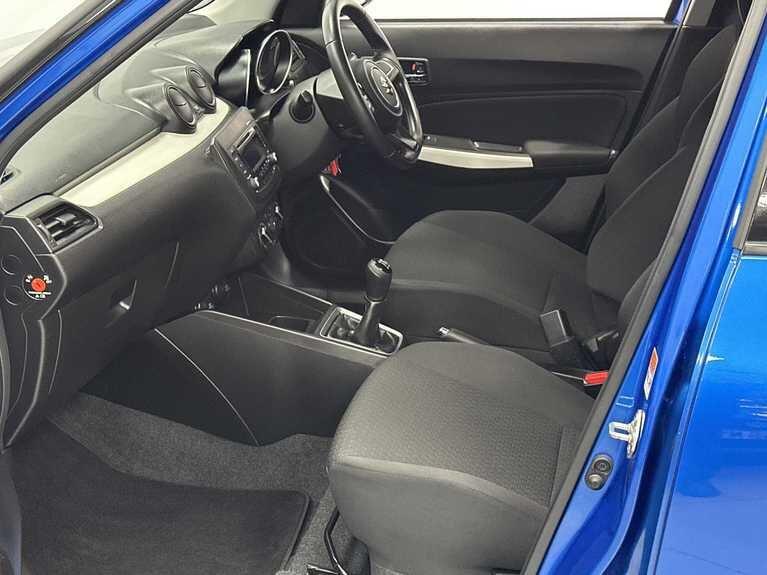 Used Suzuki Swift 2019 for sale - 77598549: Photo 25