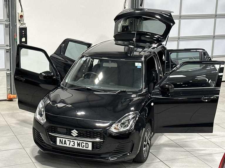 Used Suzuki Swift 2023 for sale - 76926916: Photo 15