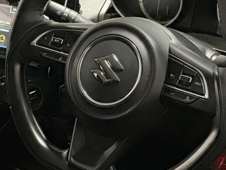 Used Suzuki Swift 2023 for sale - 76926916: Photo 35