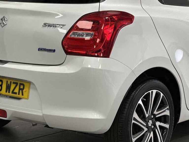 Used Suzuki Swift 2023 for sale - 77769127: Photo 11