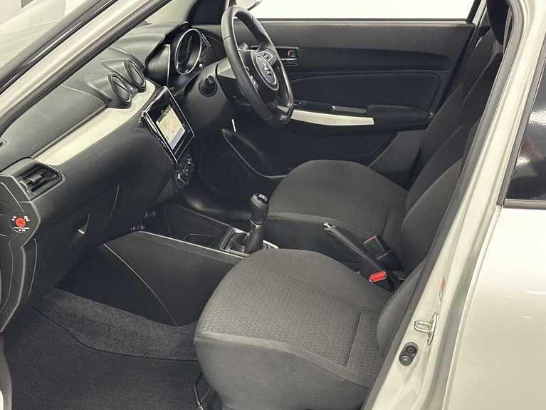 Used Suzuki Swift 2023 for sale - 77769127: Photo 26