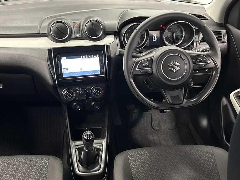 Used Suzuki Swift 2023 for sale - 77769127: Photo 28