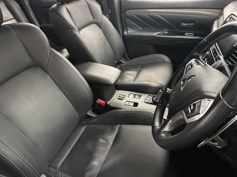 Used Mitsubishi Outlander 2018 for sale - 76952456: Photo 20