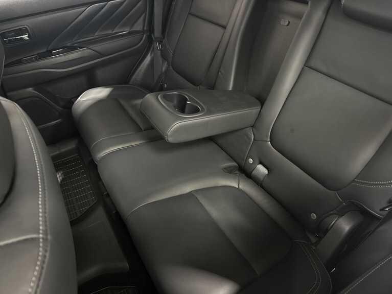 Used Mitsubishi Outlander 2018 for sale - 76952456: Photo 29