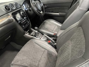 Used Suzuki Vitara 2020 for sale - 77723420: Photo