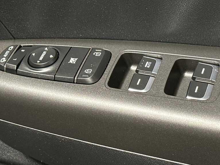 Used Kia Sportage 2017 for sale - 76715478: Photo 38