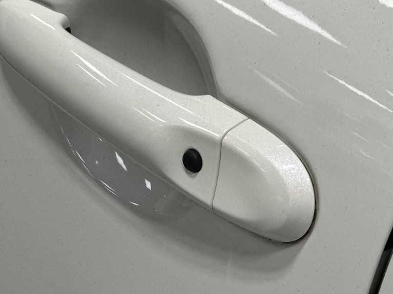 Used Nissan Juke 2017 for sale - 77882381: Photo 9