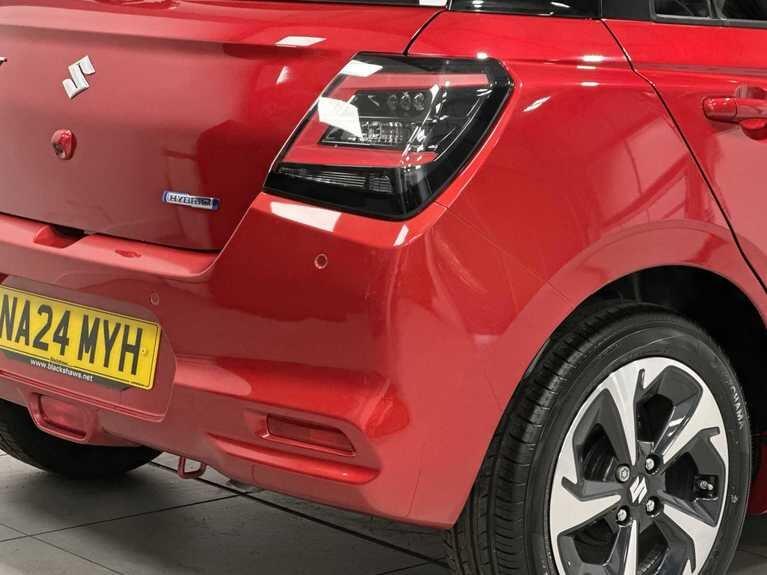 Used Suzuki Swift 2024 for sale - 76926361: Photo 12