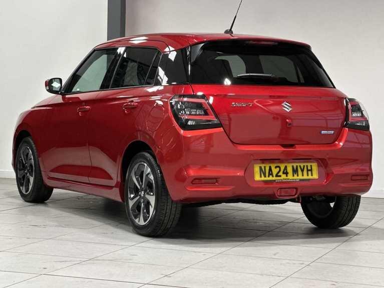 Used Suzuki Swift 2024 for sale - 76926361: Photo 2
