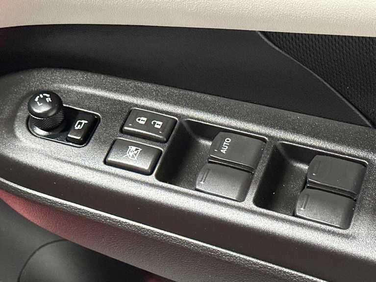 Used Suzuki Swift 2024 for sale - 76926361: Photo 40