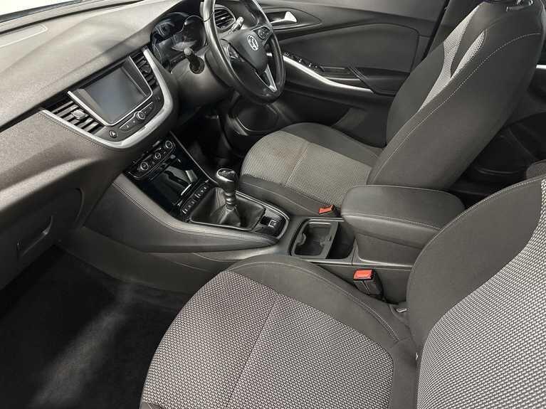 Used Vauxhall Grandland X 2019 for sale - 76765789: Photo 3
