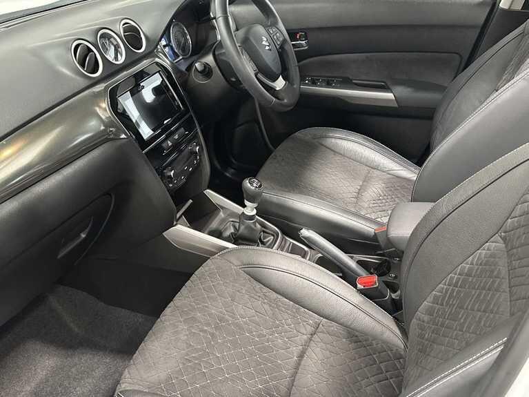 Used Suzuki Vitara 2023 for sale - 76926602: Photo 3