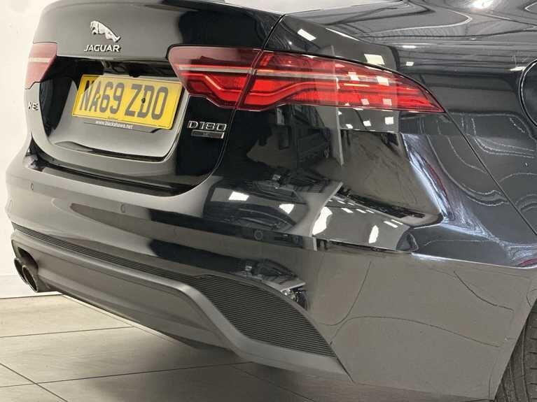 Used Jaguar XE 2019 for sale - 76926625: Photo 11