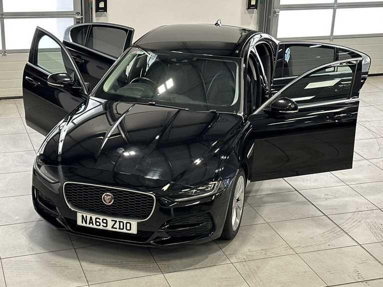 Used Jaguar XE 2019 for sale - 76926625: Photo 16