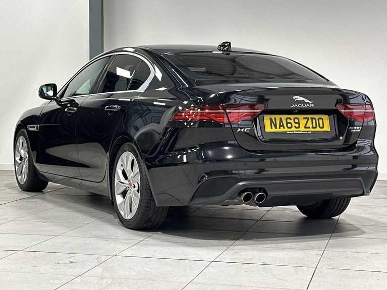Used Jaguar XE 2019 for sale - 76926625: Photo 2