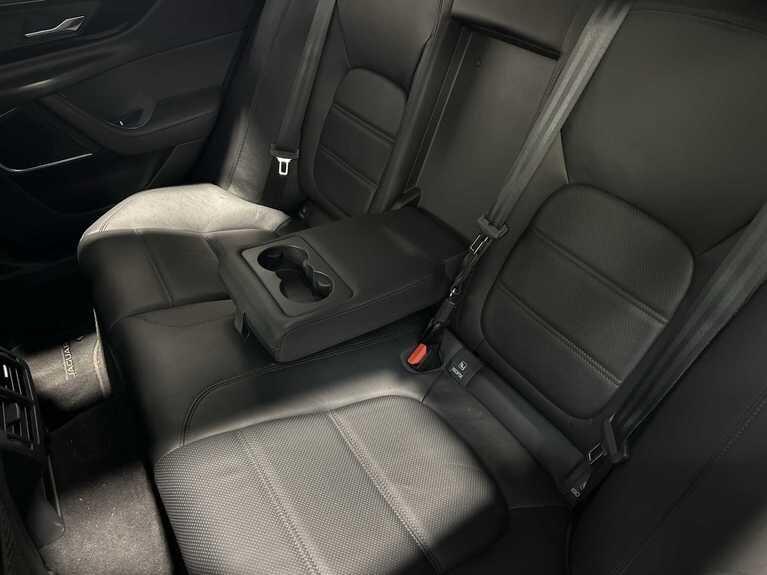 Used Jaguar XE 2019 for sale - 76926625: Photo 26