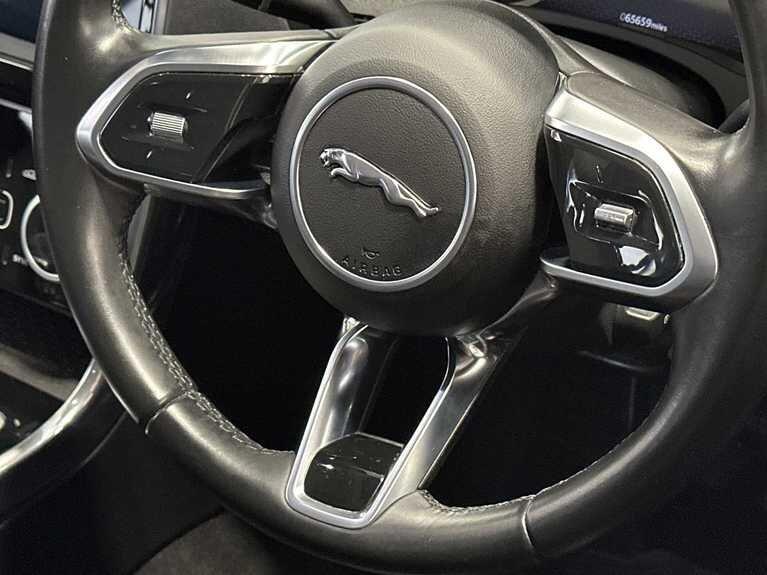 Used Jaguar XE 2019 for sale - 76926625: Photo 32