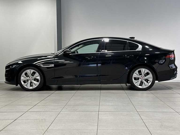 Used Jaguar XE 2019 for sale - 76926625: Photo 5