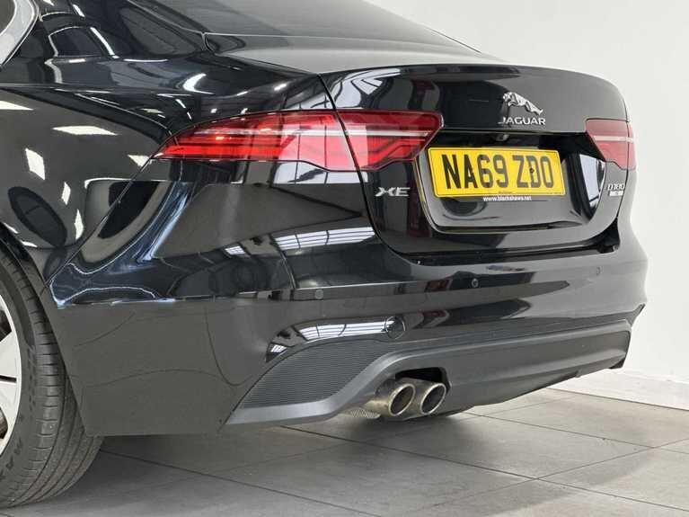 Used Jaguar XE 2019 for sale - 76926625: Photo 9