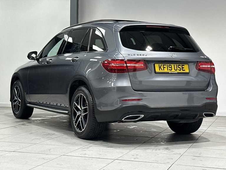 Used Mercedes-Benz GLC 2019 for sale - 77066410: Photo 2