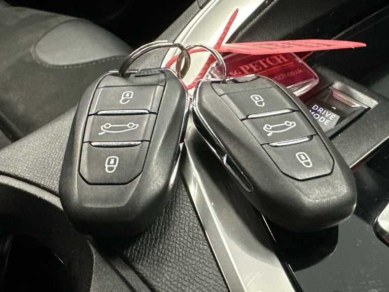 Used Peugeot 3008 2021 for sale - 76926194: Photo 34