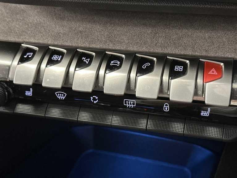 Used Peugeot 3008 2021 for sale - 76926194: Photo 35