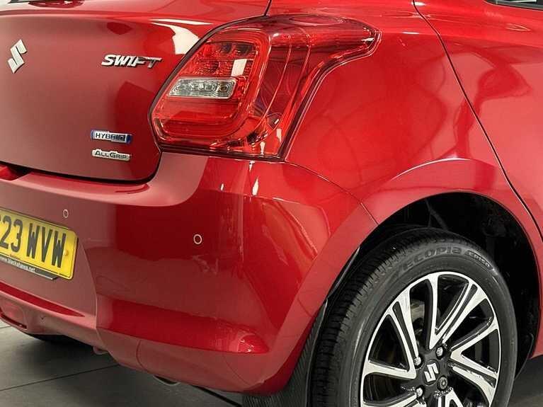 Used Suzuki Swift 2023 for sale - 76926600: Photo 11