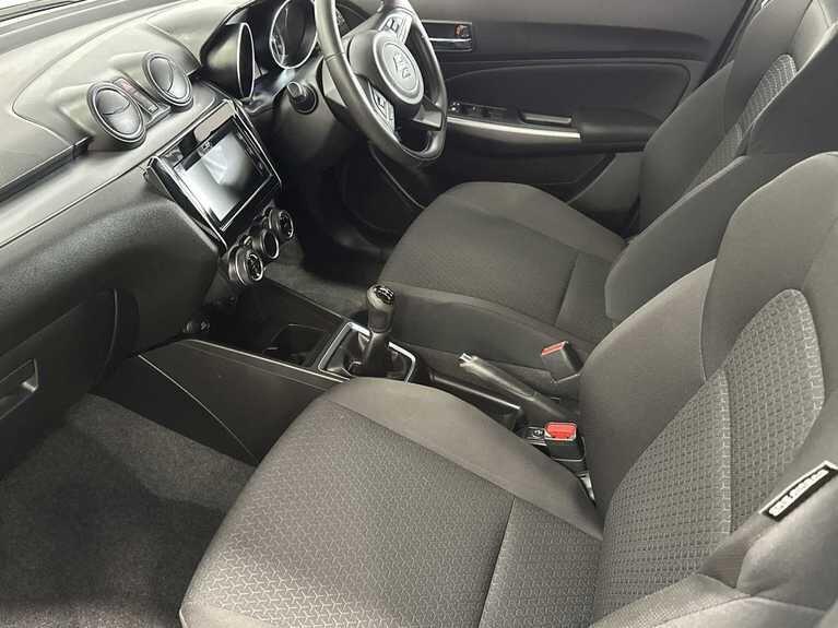 Used Suzuki Swift 2023 for sale - 76926600: Photo 3