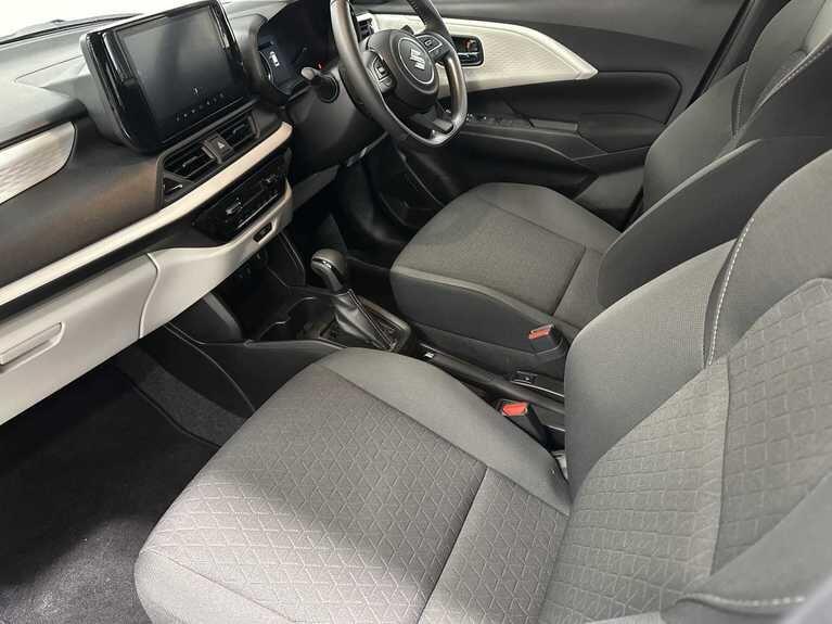 Used Suzuki Swift 2025 for sale - 77424579: Photo 3