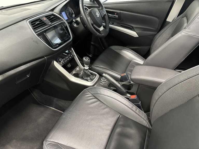 Used Suzuki SX4 S-Cross 2018 for sale - 77143692: Photo 3