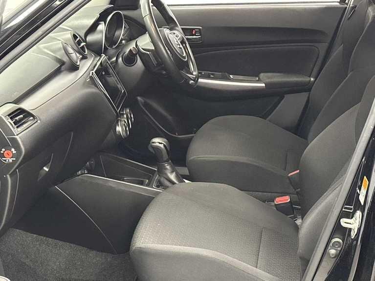 Used Suzuki Swift 2021 for sale - 76925904: Photo 25