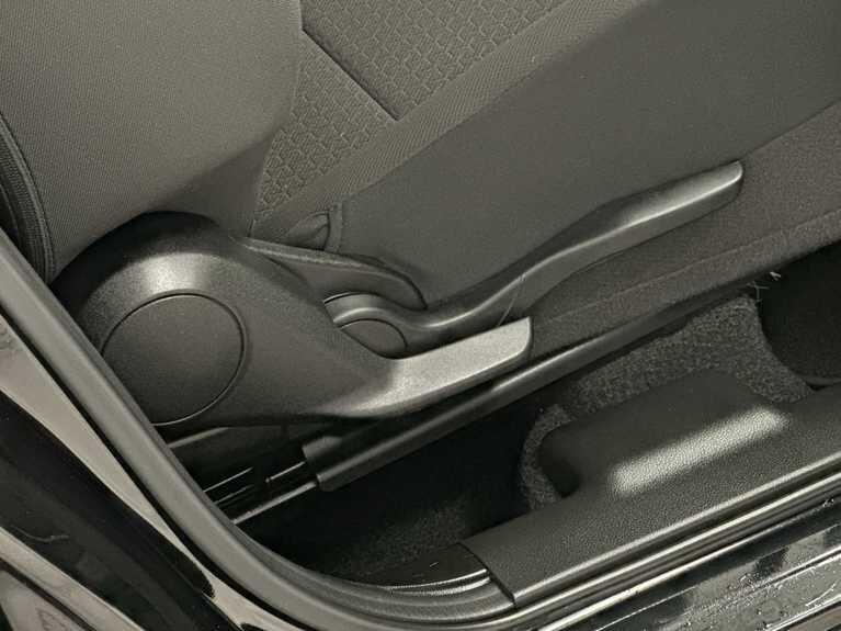 Used Suzuki Swift 2021 for sale - 76925904: Photo 36