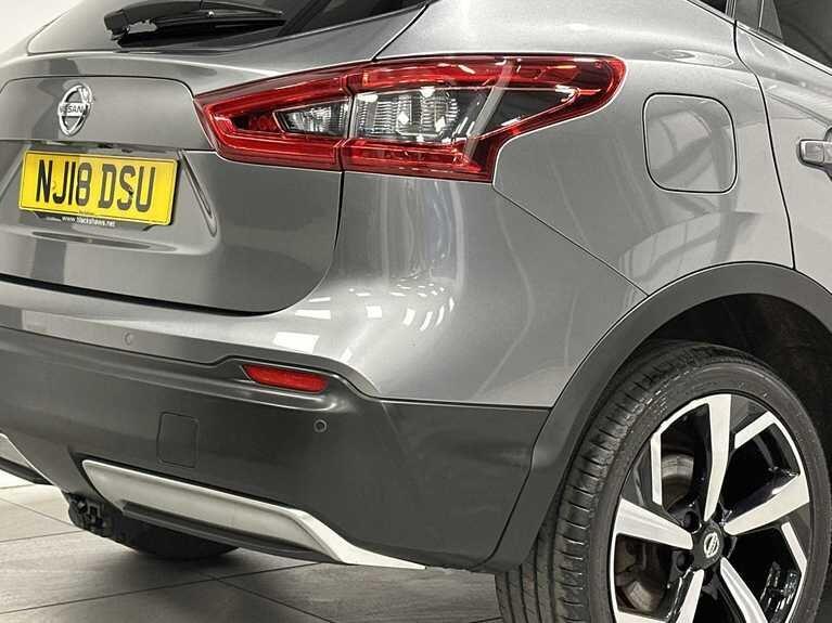 Used Nissan Qashqai for sale - 77001092: Photo 11