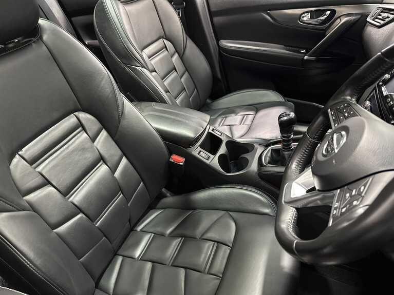 Used Nissan Qashqai for sale - 77001092: Photo 16