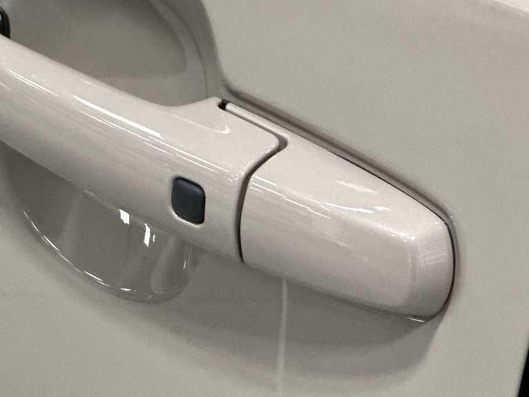 Used Suzuki Ignis 2023 for sale - 77523637: Photo 9