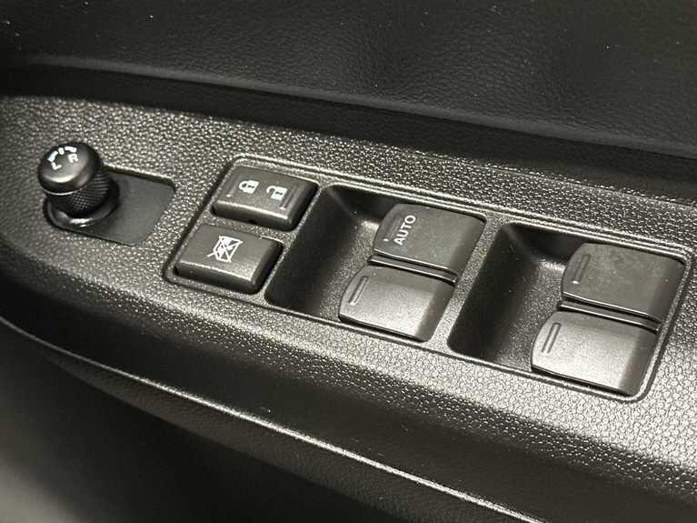 Used Suzuki Ignis 2023 for sale - 77783098: Photo 40