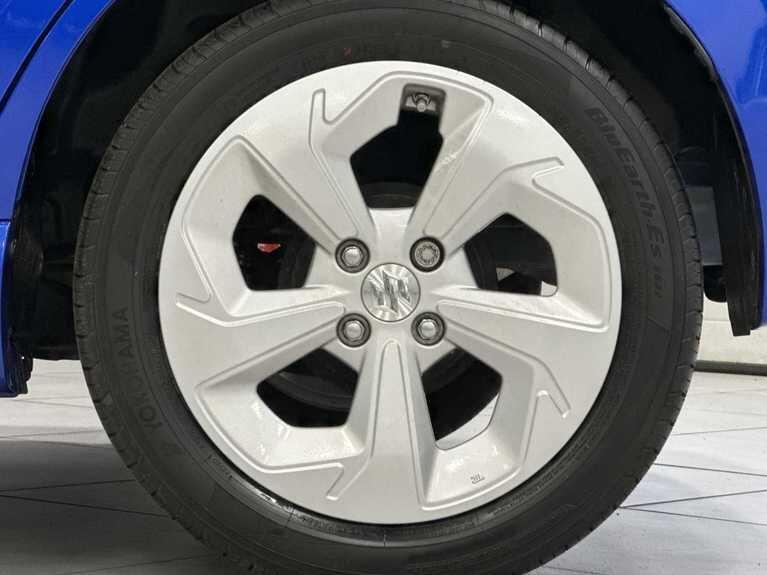 Used Suzuki Swift 2025 for sale - 76926806: Photo 4