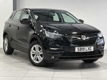 2019 (19) - 1.2 Turbo SE 5dr