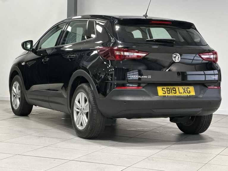 Used Vauxhall Grandland X 2019 for sale - 76926080: Photo 2