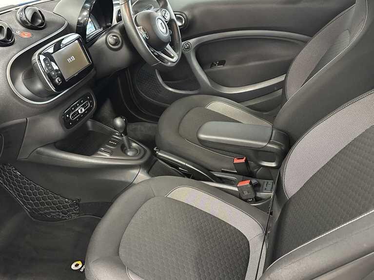 Used smart fortwo 2020 for sale - 76714244: Photo 3