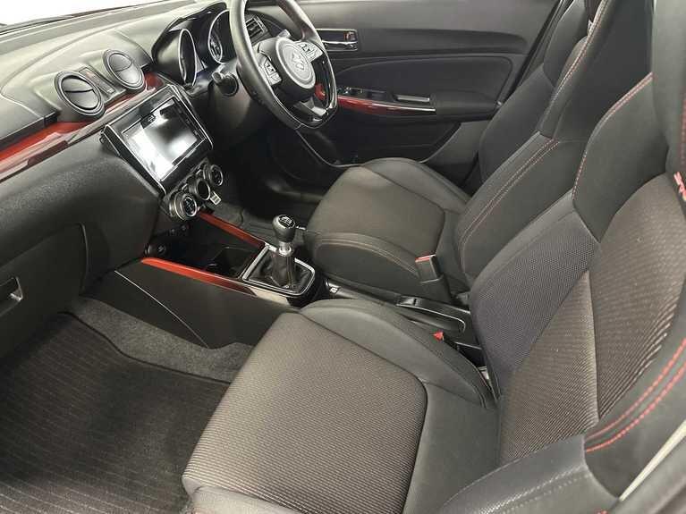 Used Suzuki Swift 2023 for sale - 77838548: Photo 3