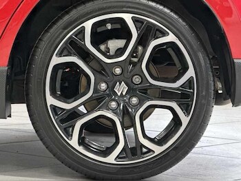 Used Suzuki Swift 2023 for sale - 77838548: Photo