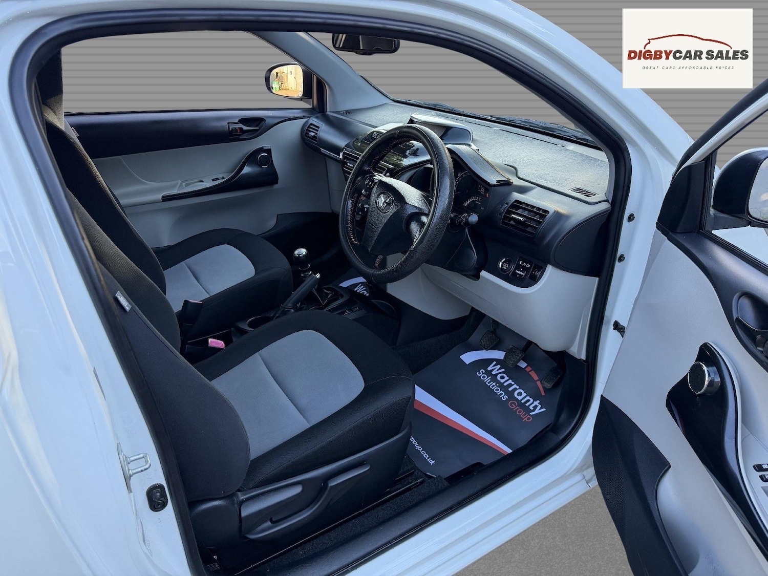 Used Toyota IQ 2013 for sale - 77721149: Photo 12