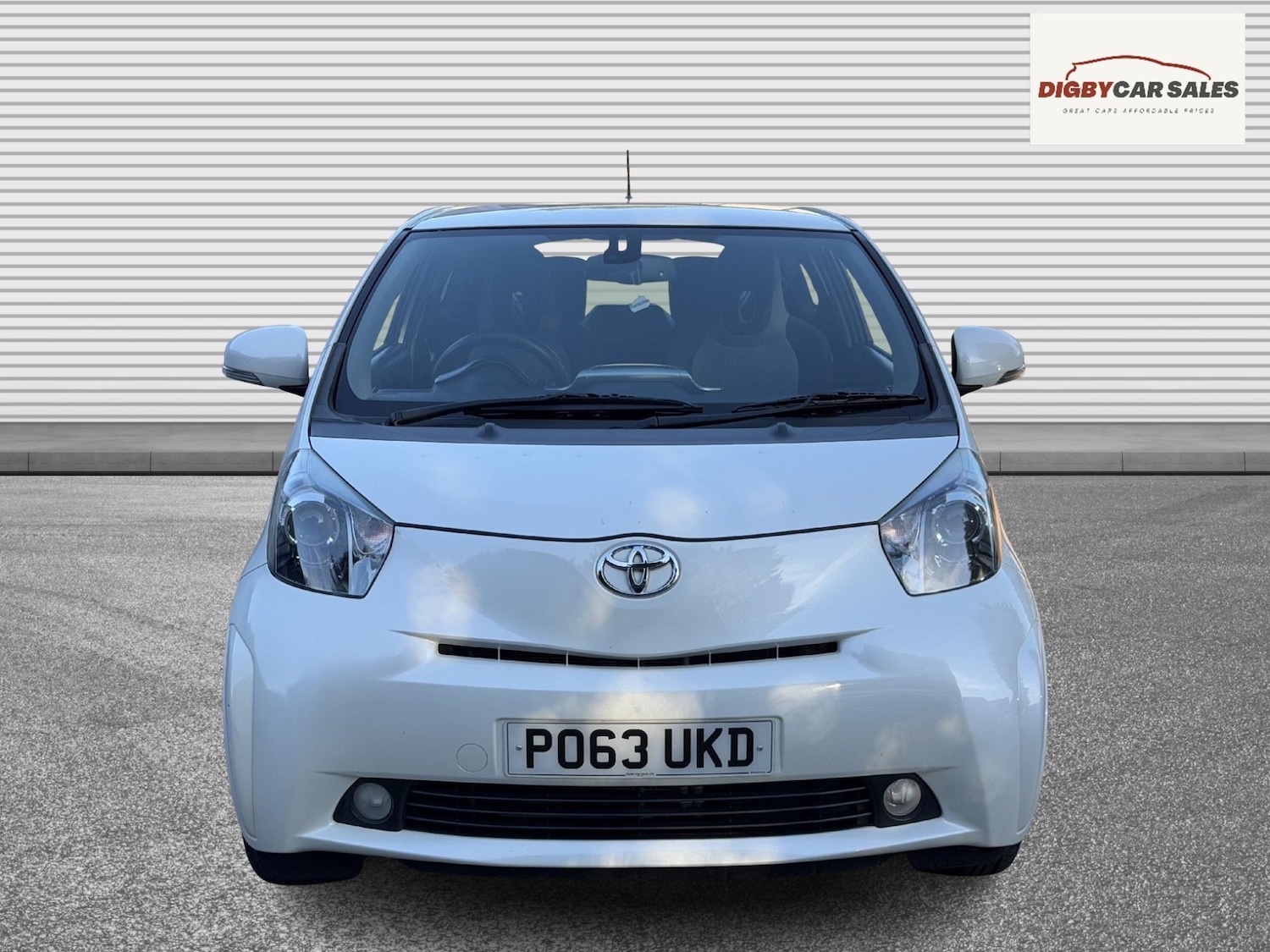 Used Toyota IQ 2013 for sale - 77721149: Photo 3