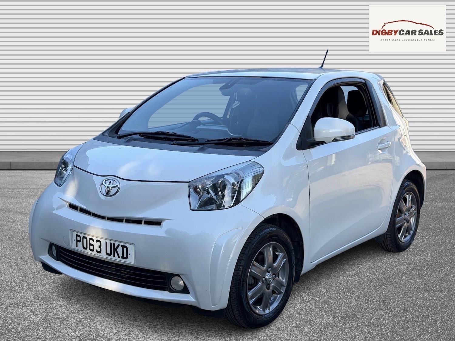 Used Toyota IQ 2013 for sale - 77721149: Photo 4