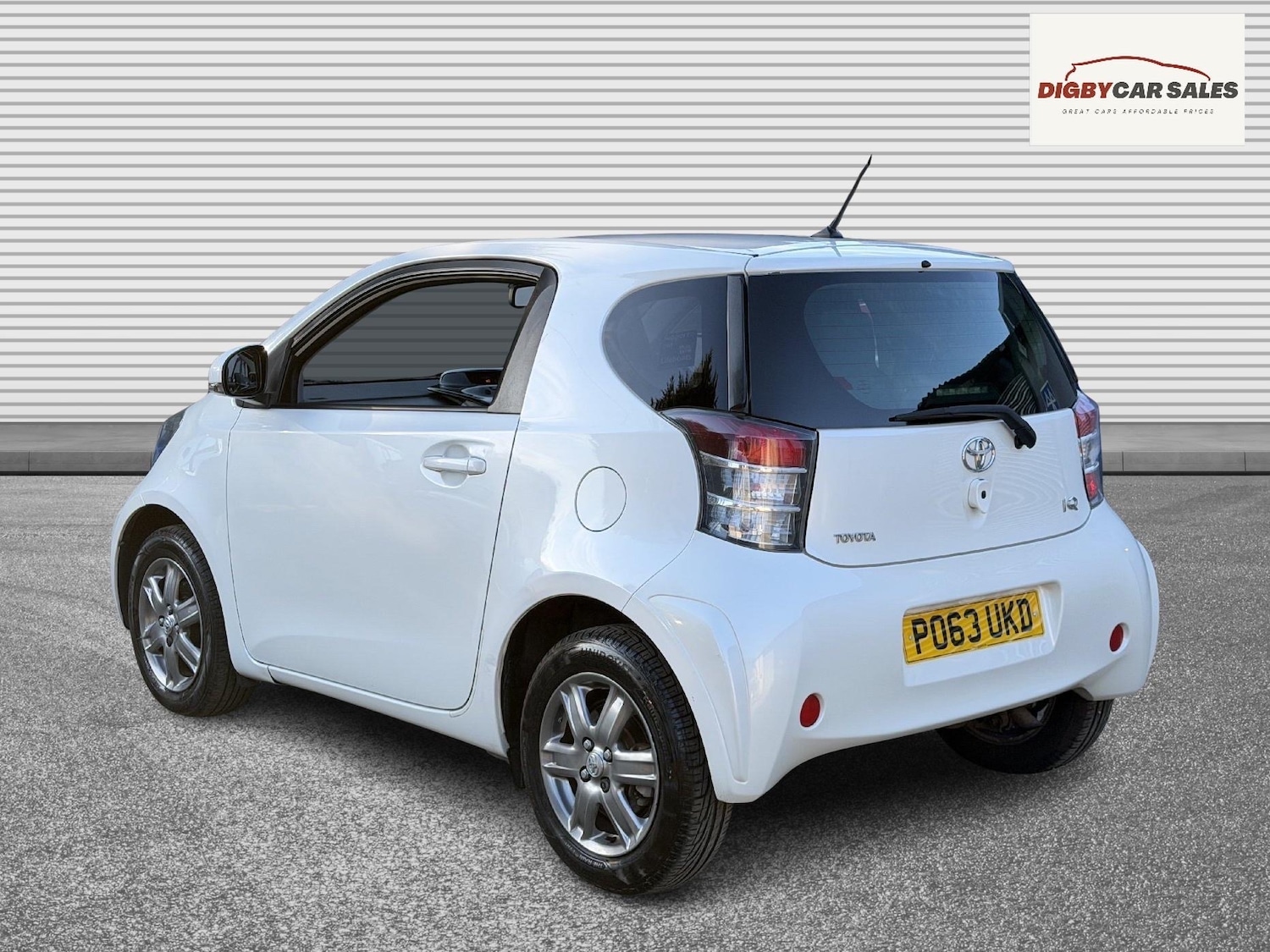 Used Toyota IQ 2013 for sale - 77721149: Photo 6