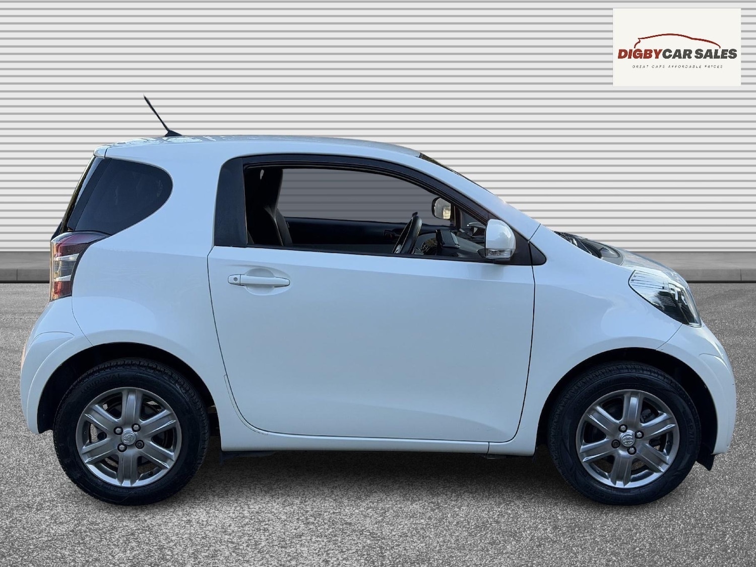 Used Toyota IQ 2013 for sale - 77721149: Photo 9